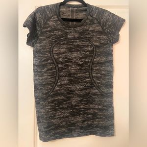 Lululemon shirt